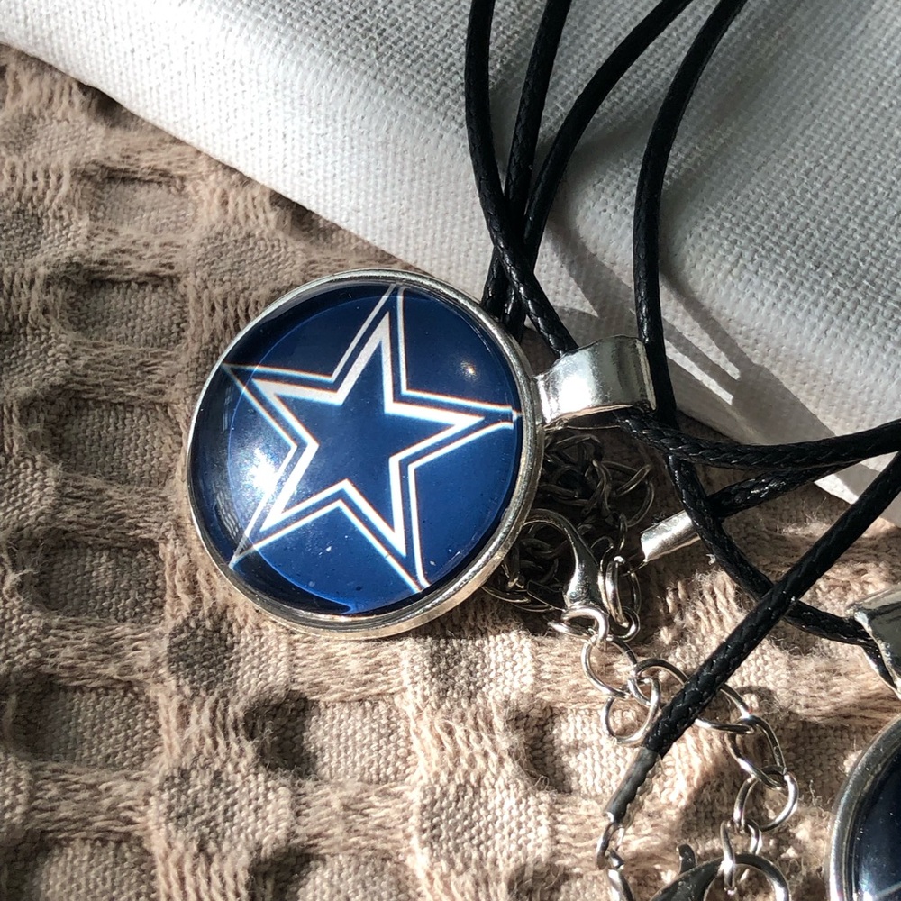 Dallas Navy Blue Pendant Necklaces